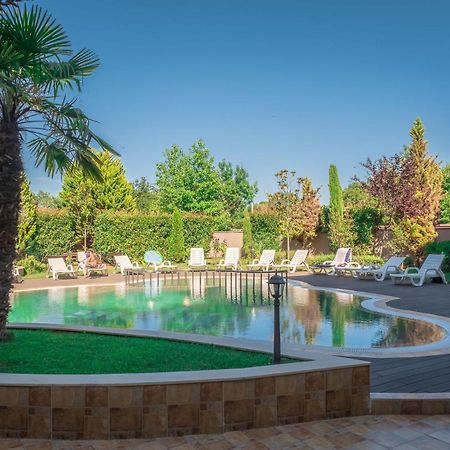 Melia Lux Apartment Равда Экстерьер фото